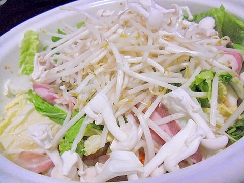 野菜たっぷり豚キムチ鍋